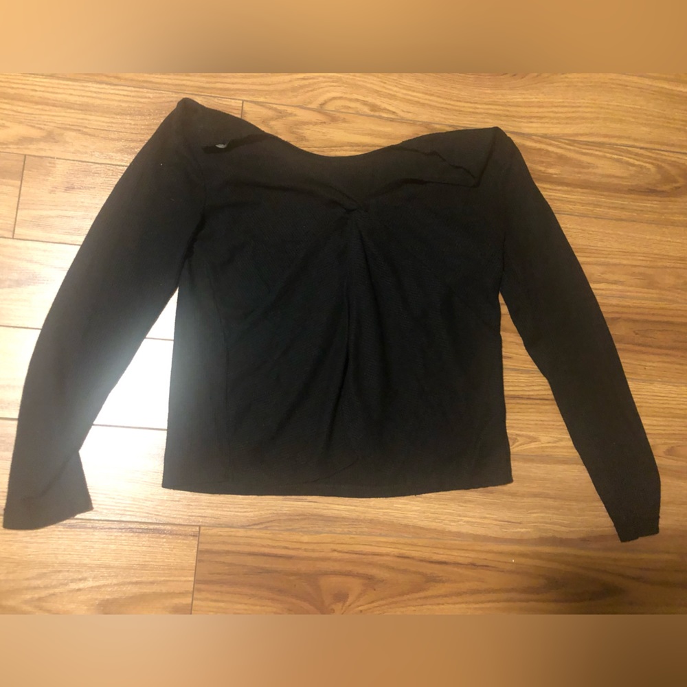 Bluenotes solid black front knot long sleeve v-neck top medium